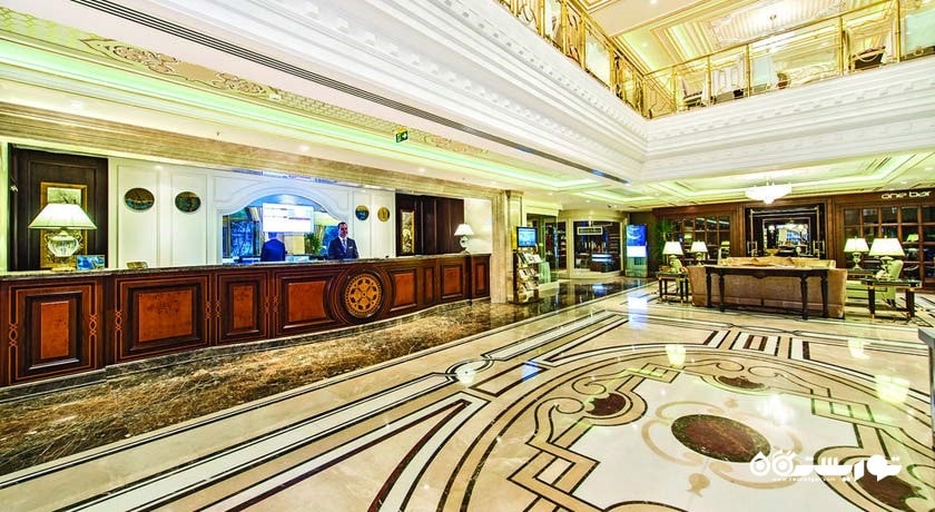 میز پذیرش هتل الیت ورلد بیزینس